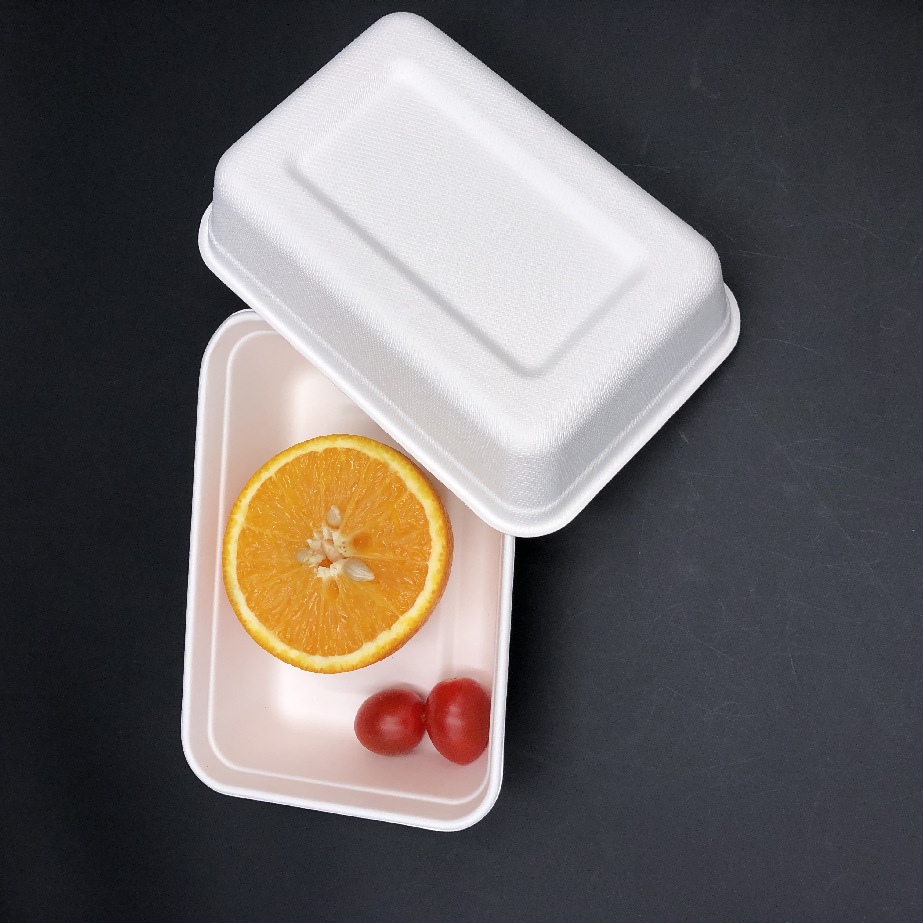 100% biodegradable Tray with lid