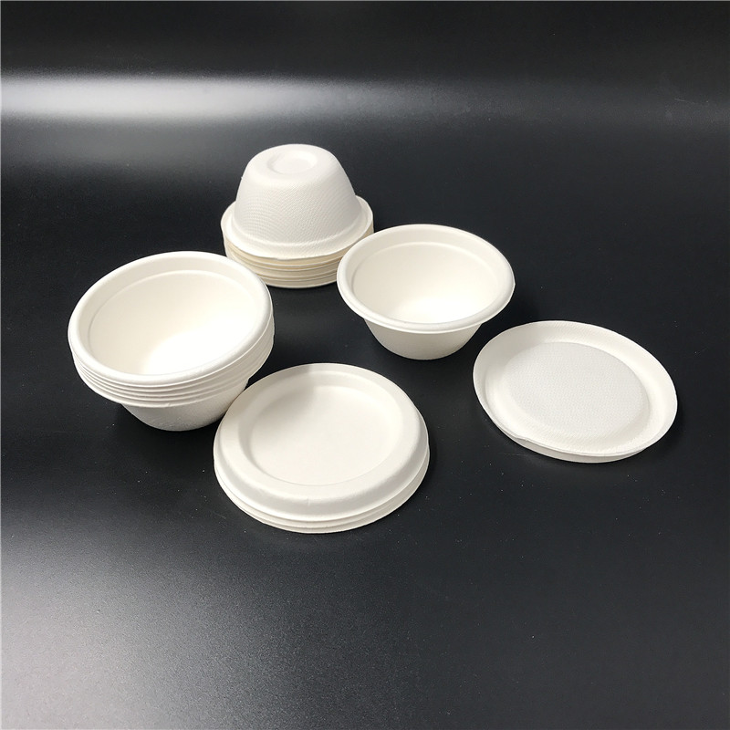 disposable take away cup with lid